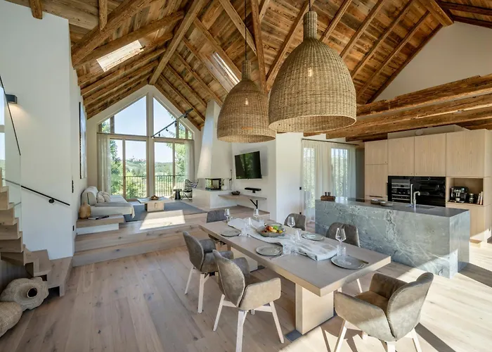 Julianhof Premium & 펜션 *